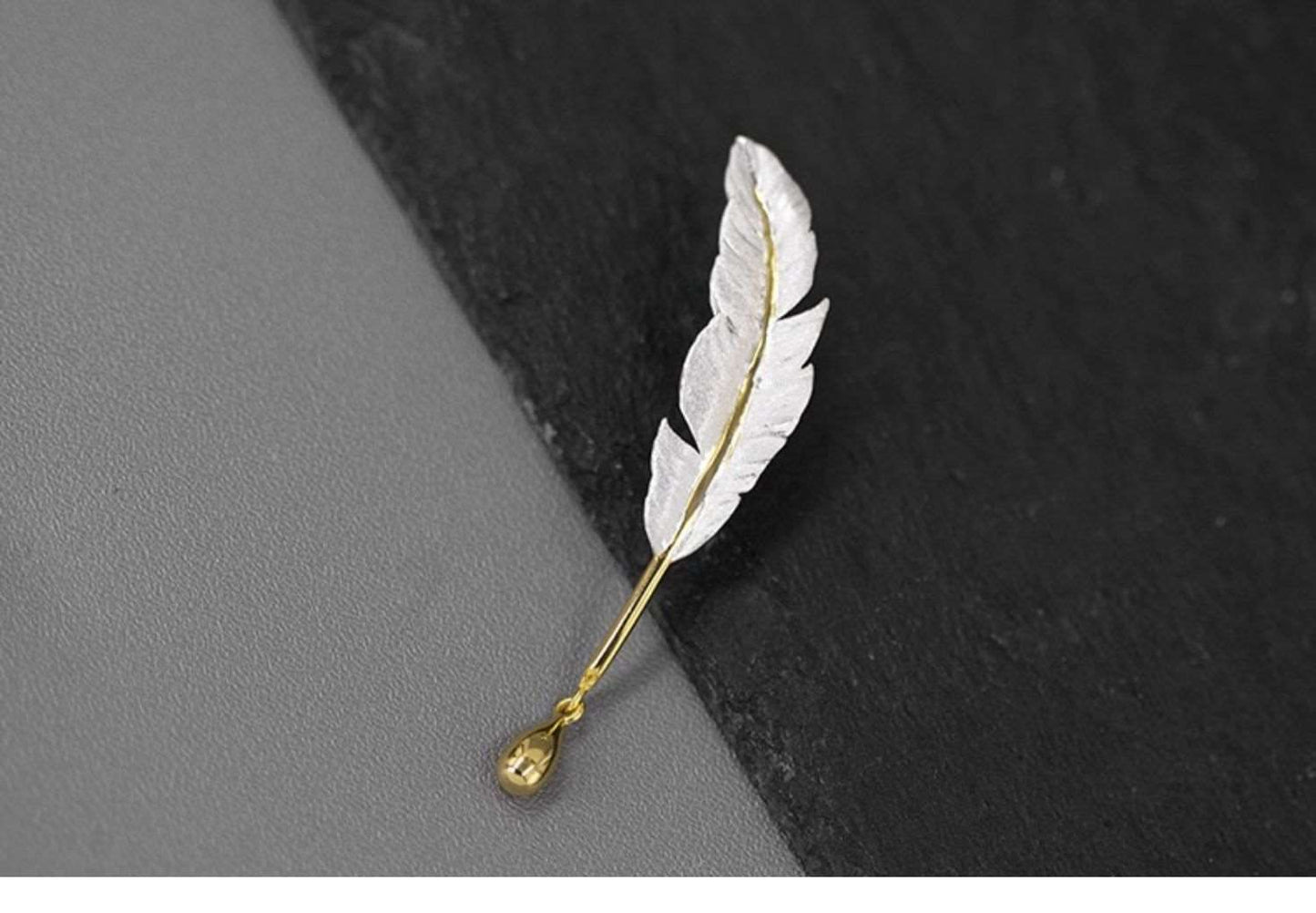 Glowing Brooch - Brooch - ORIENTGEM