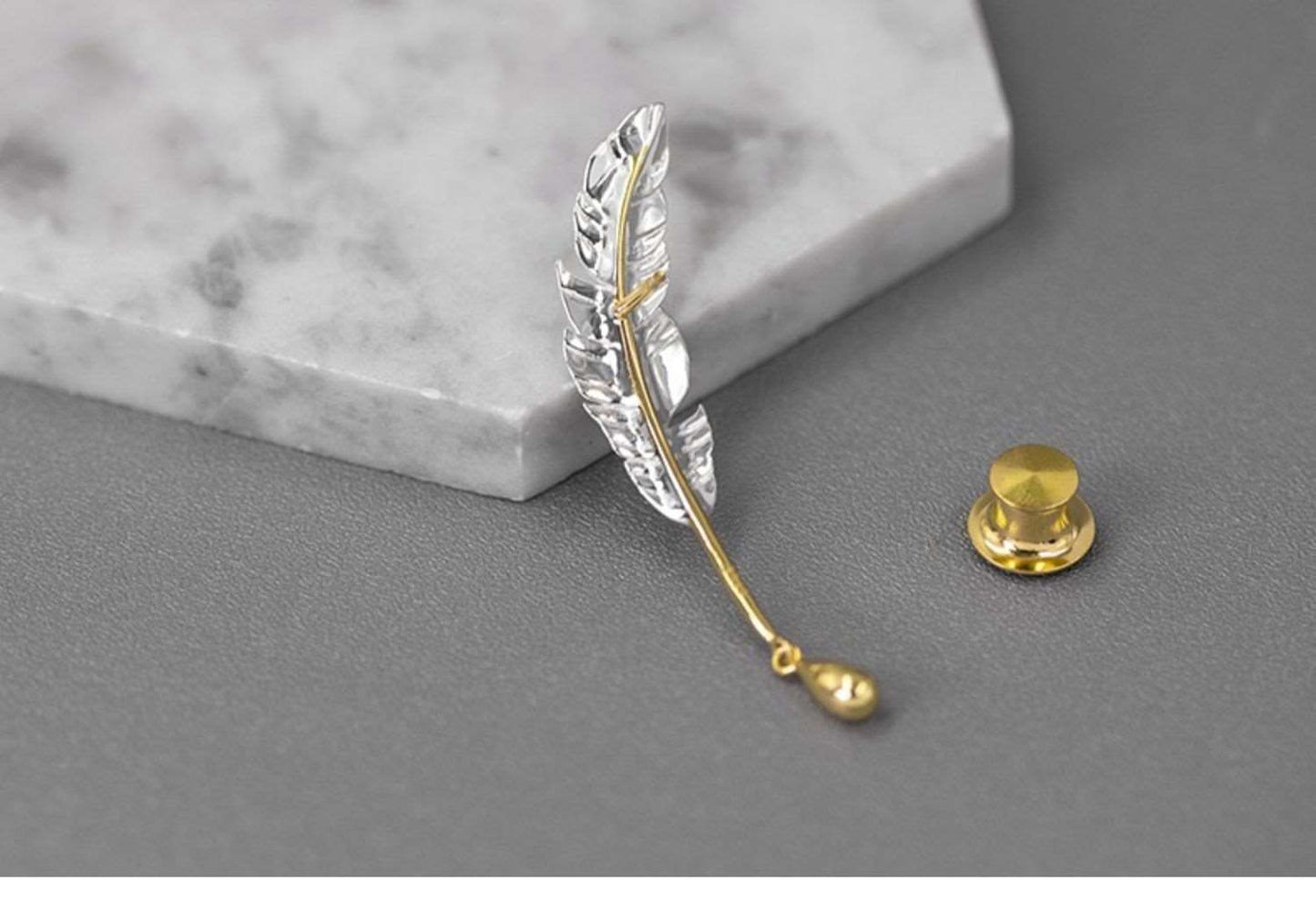 Glowing Brooch - Brooch - ORIENTGEM