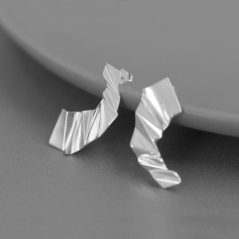 Silken Earrings - earring - ORIENTGEM
