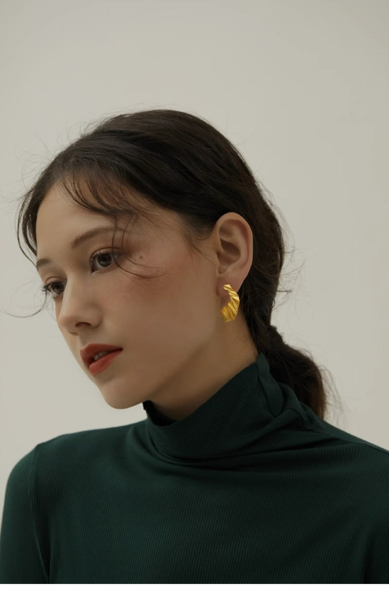Silken Earrings - earring - ORIENTGEM
