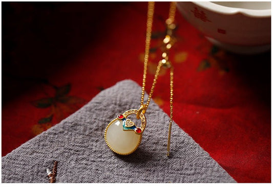 Unveiling Splendor: A Journey Through the Enigmatic History of Chinese Vintage Jewelry - ORIENTGEM