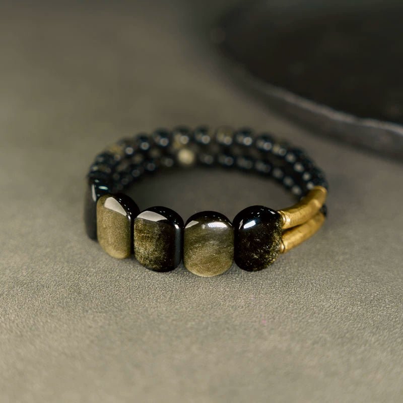 Chinese Cat's Eye Obsidian Bracelet, detail view of the handcrafted silver bracelet