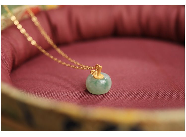 Emerald Whisper necklace - OrientGem