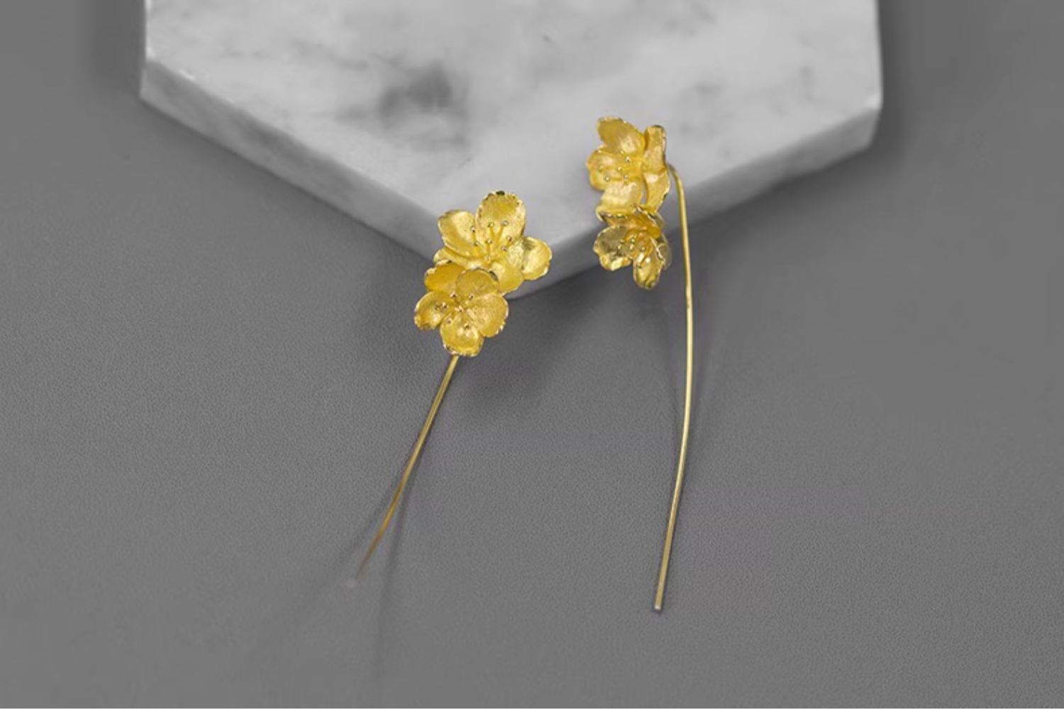 Flora Earrings - OrientGem