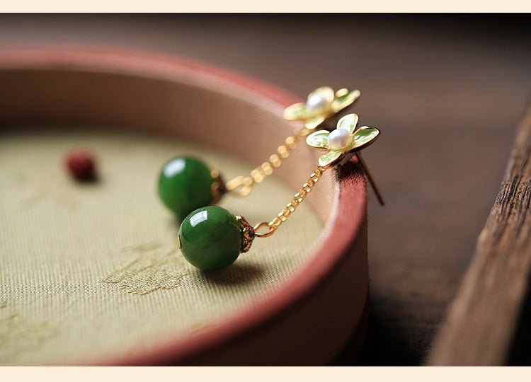 Four Leaf Clover Jade Earrings ｜ Stylish Jewelry - OrientGem