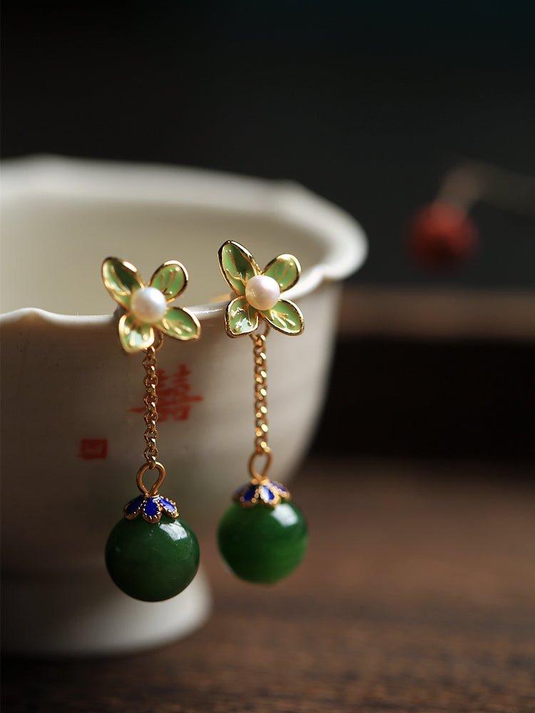 Four Leaf Clover Jade Earrings ｜ Stylish Jewelry - OrientGem