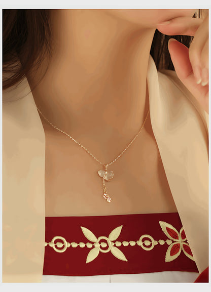 Gourd Jade Necklace, detail view of the handcrafted natural stone necklace