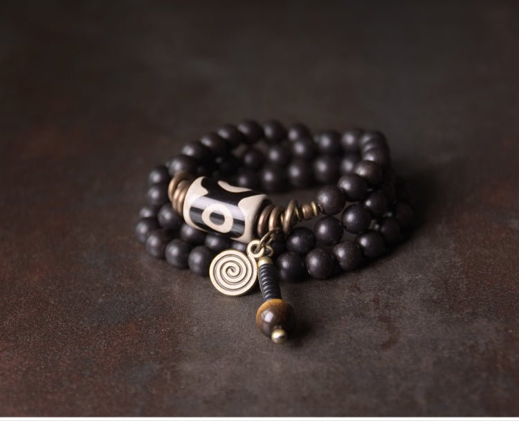 Chinese Handmade Ebony Wood Bracelets Bracelet, detail view of the handcrafted silver bracelet