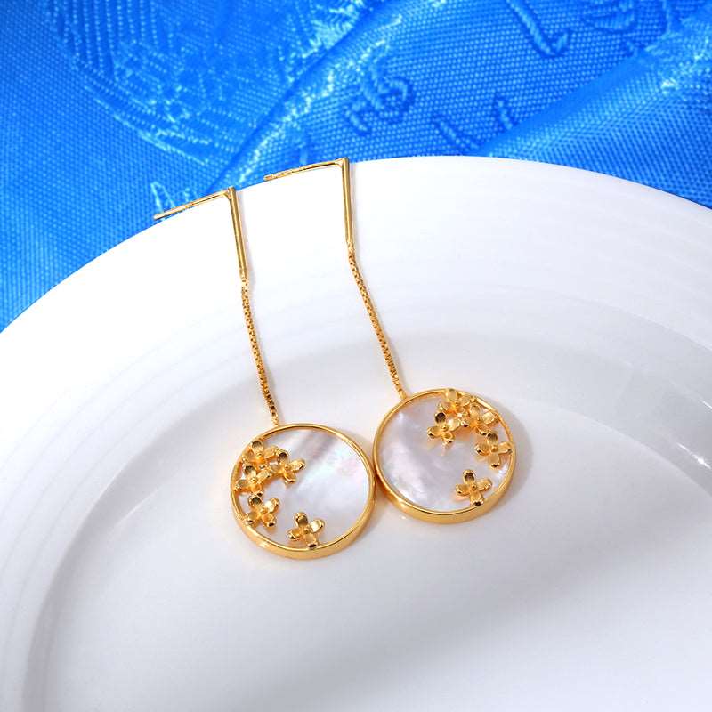 Mother of Pearl Earrings, detail view of the handcrafted pearl earrings