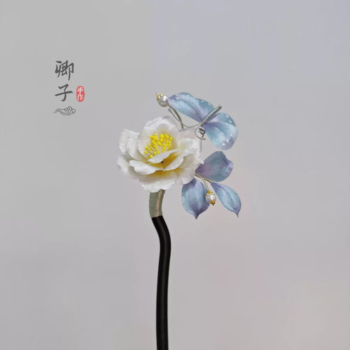 QianXiangYin Velvet Flower Hairpin, detail view of the handcrafted silk velvet flower hairpin