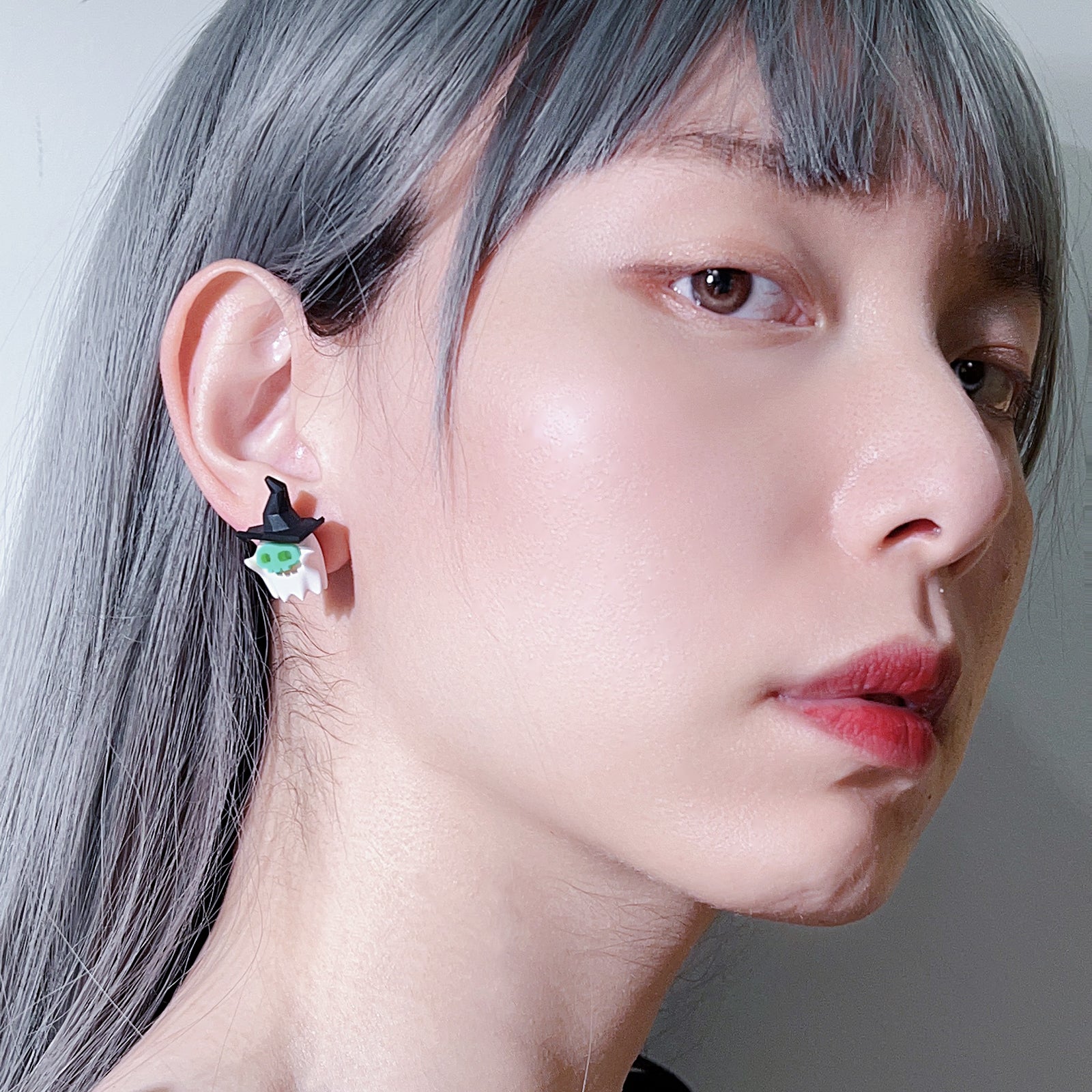 Wizard Ghost Luminous Earrings - OrientGem